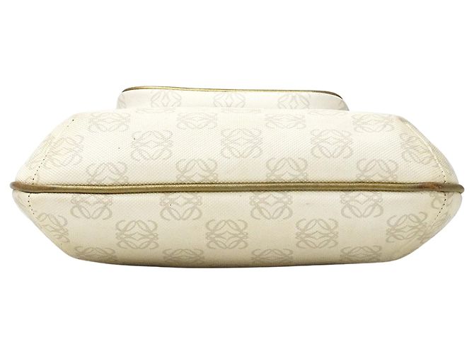 Bolsa Loewe branca Anagram em PVC Branco - vista 3