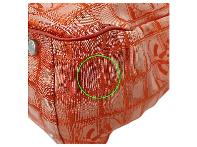 Chanel Tote Bag aus rotem Nylon - Ansicht 10
