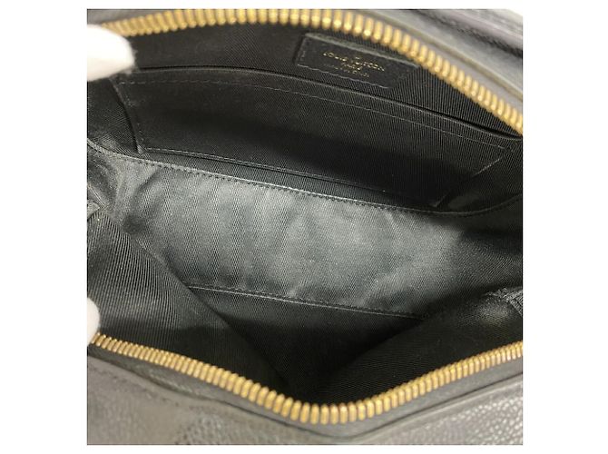 Bolsa de Ombro Louis Vuitton Monogram Empreinte Saint-Onge Preto - vista 4