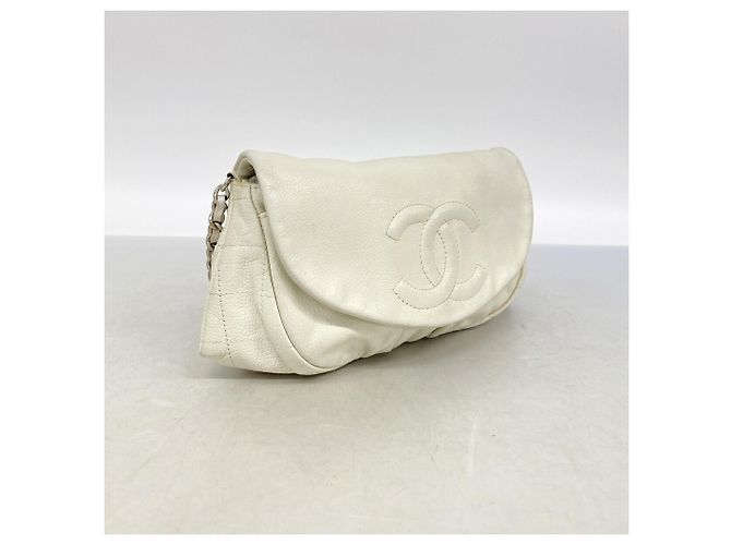 Cartera de hombro con cadena Chanel Matelassé Blanco - vista 2