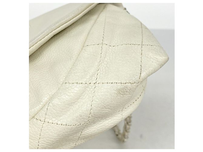 Cartera de hombro con cadena Chanel Matelassé Blanco - vista 6