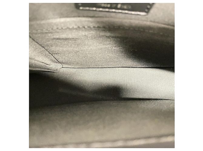 Sac à épaule Louis Vuitton Monogram Mat Alston Noir - vue 4