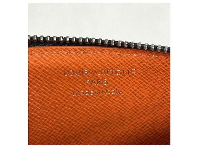 Tarjetero y monedero Louis Vuitton Monogram Eclipse Negro - vista 4