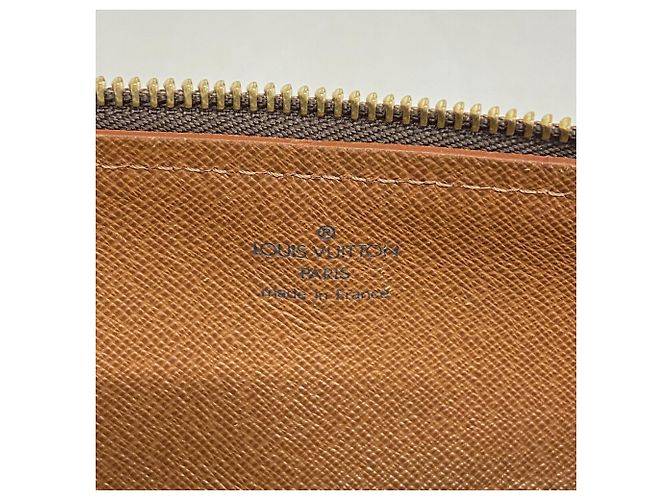 Bolso Louis Vuitton Monogram Papillon 26 Castaño - vista 5