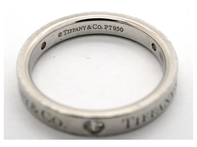 Autre Marque Anello Flat Band Tiffany & Co. in platino - vista 4