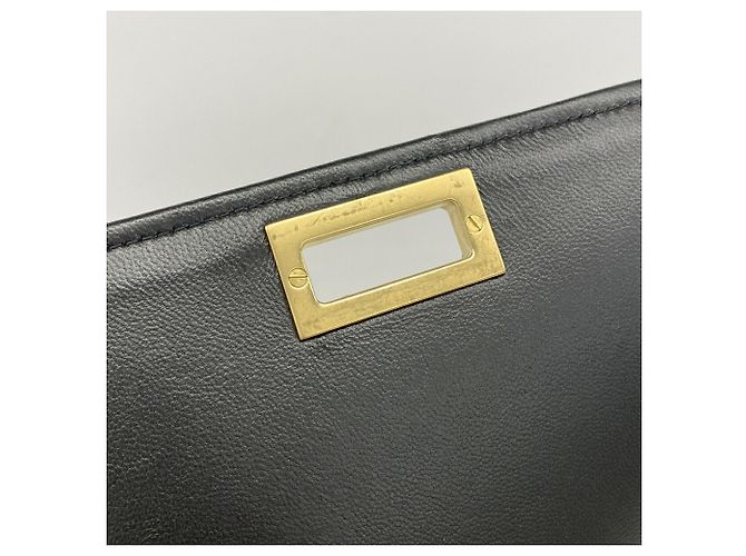 Chanel Schultertasche aus braunem Lammleder - Ansicht 10