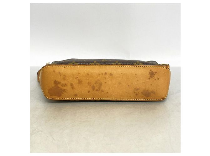 Bolsa de Ombro Louis Vuitton Monogram Trotteur Marrom - vista 3