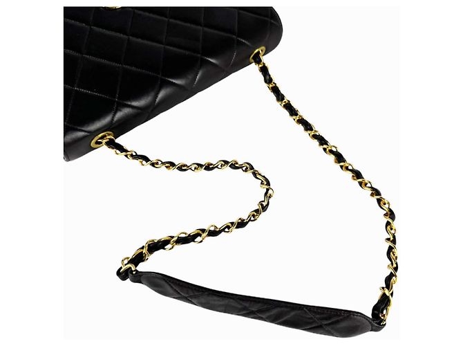 Borsa a tracolla Chanel in pelle d'agnello Nero - vista 10