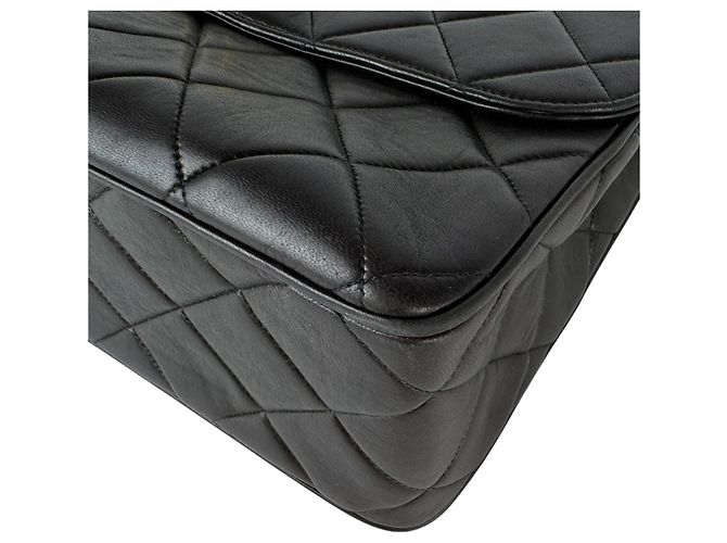 Borsa a tracolla Chanel in pelle d'agnello Nero - vista 8