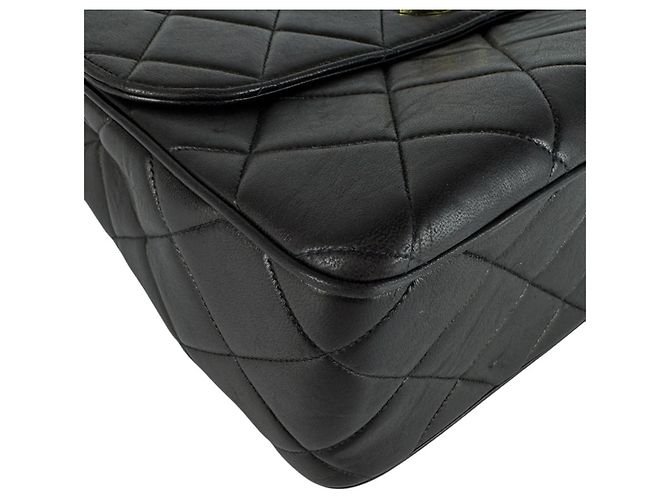 Borsa a tracolla Chanel in pelle d'agnello Nero - vista 9