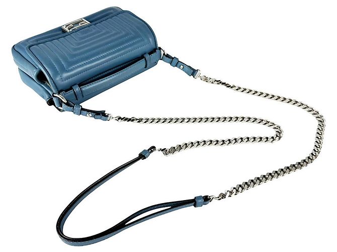 Fendi Schultertasche aus blauem Leder - Ansicht 10