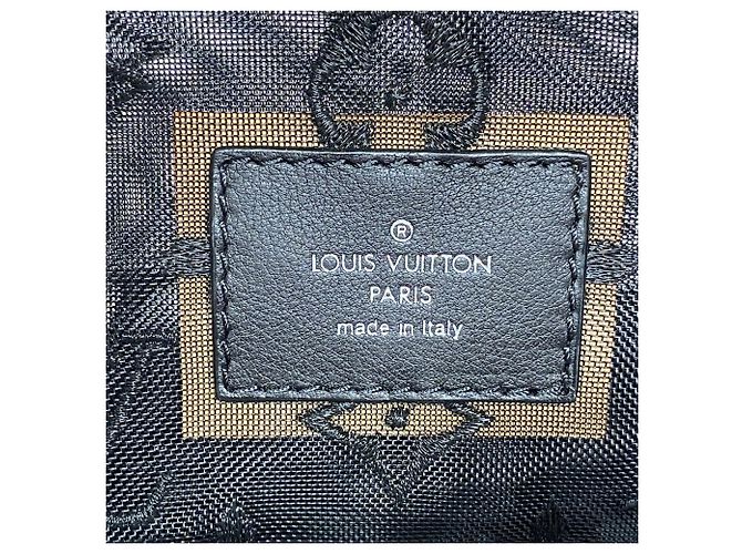 Bolsa Louis Vuitton Monogram Translance Lockit Preto - vista 5
