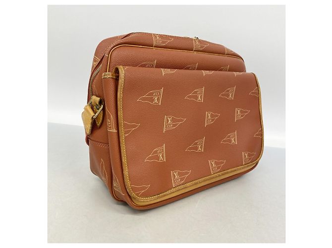 Borsa a tracolla Louis Vuitton LV Cup Calvi Rosso - vista 2