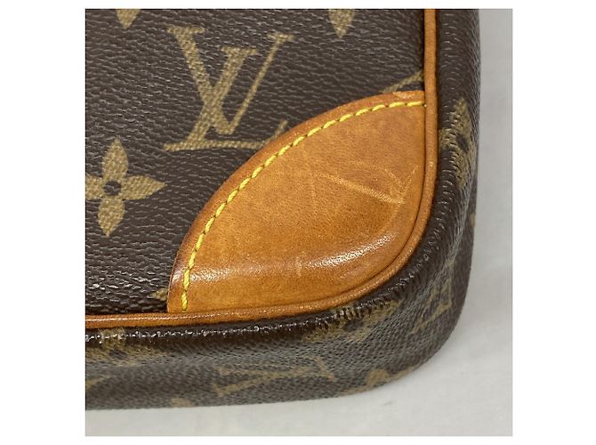 Bolso de hombro Louis Vuitton Monogram Danube Castaño - vista 7
