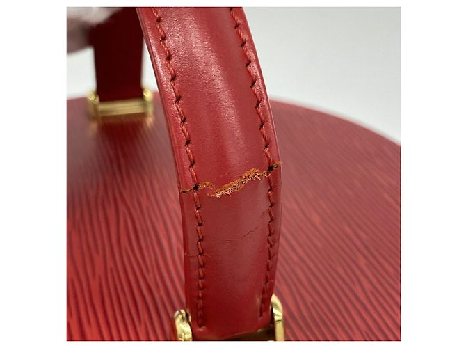 Bolsa Louis Vuitton Epi Cannes Vermelho - vista 6