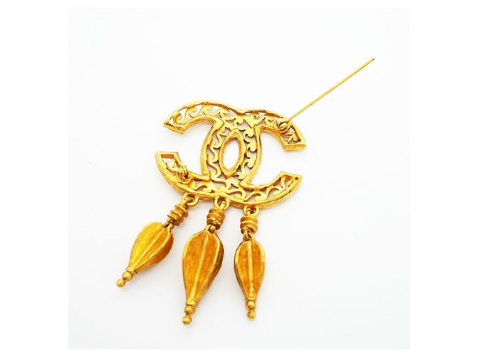 Broche Chanel chapado en oro con marca Coco Dorado - vista 6