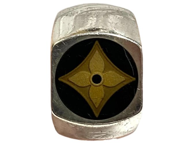 Louis Vuitton Bague Fleur Monogram Ring - view 2