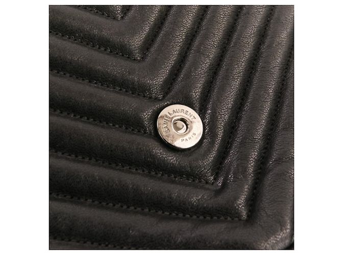 Borsa a tracolla in pelle College Medium Yves Saint Laurent Nero - vista 10