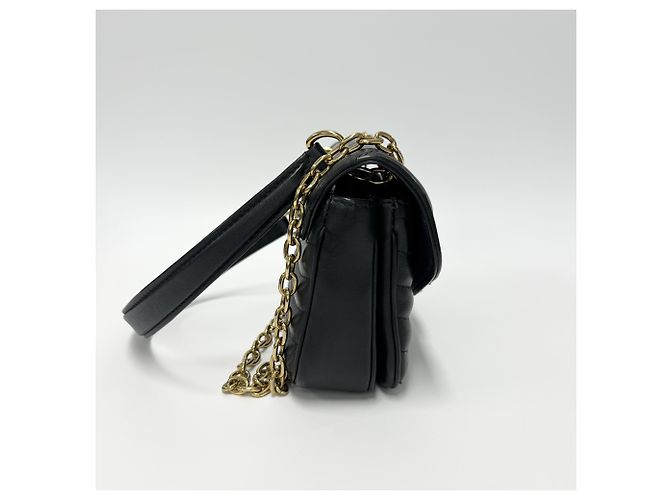 Bolsa Louis Vuitton New Wave Chain Bag NM em couro acolchoado PM Preto - vista 4