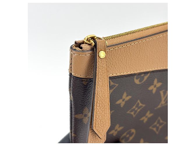 Pouch Daily Louis Vuitton Monogram Canvas Marrone - vista 7