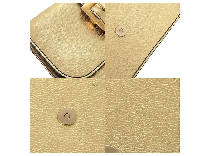 Borsa a tracolla Burberry Buckle in pelle metallizzata oro D'oro Metallico - vista 10