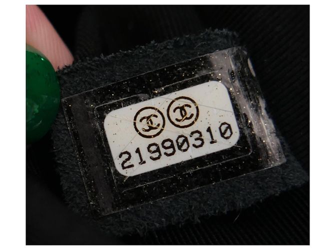 Chanel Borsa Bowling Feather Weight in Pelle Trapuntata Nero - vista 13
