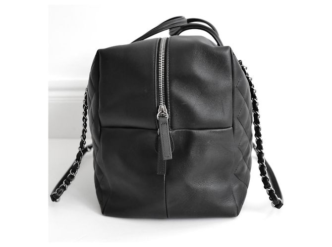 Chanel Borsa Bowling Feather Weight in Pelle Trapuntata Nero - vista 4