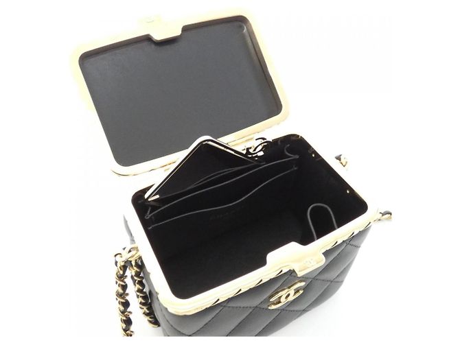 Borsa a tracolla Chanel in pelle d'agnello Nero - vista 6