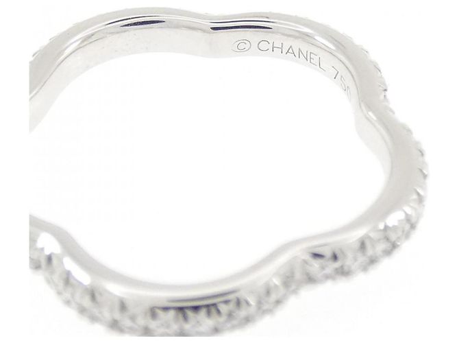 Anillo Chanel Camélia en oro blanco de 18K Dorado - vista 2
