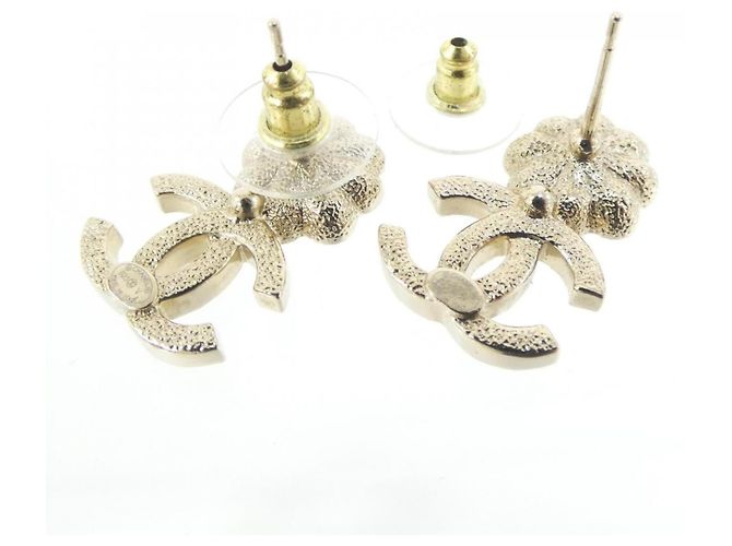 Orecchini a lobo Chanel AB9608 Oro e Bianco D'oro - vista 3