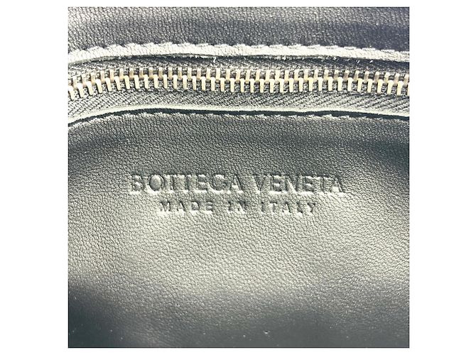Bottega Veneta Cassette Maxi Intrecciato Patent Candy Nero - vista 6