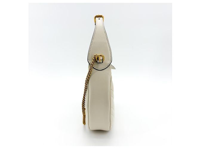 Gucci GG Marmont Half Moon Hobo Matelasse Leather Mini Bianco - vista 3