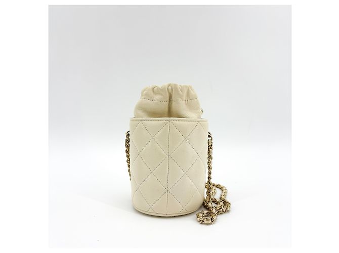 Borsa a secchiello Chanel con coulisse e catena in pelle d'agnello matelassé Mini D'oro - vista 2
