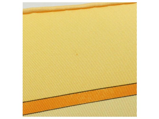 Hermès Foulard Hermes LE JEU DES PETTIS BONHEURS Carre Giallo - vista 3
