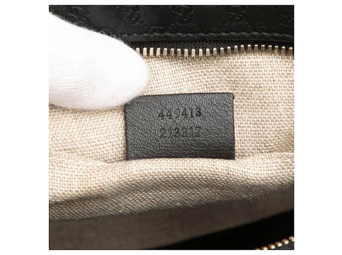 Bolsa de Ombro Gucci Microguccissima Preto - vista 7