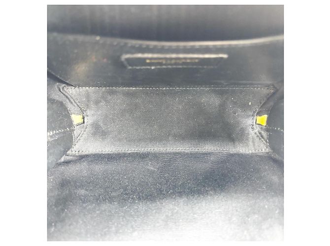 Autre Marque Saint Laurent Vicky Camera Vertical Quilted Leather Medium Schwarz - Ansicht 5