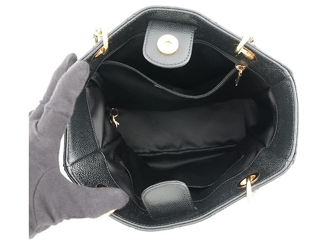 Bolso Tote Chanel Matelassé Negro - vista 5