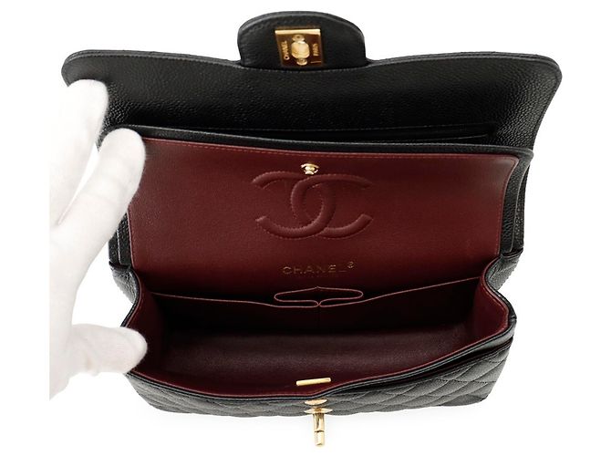Borsa a spalla Chanel Black Matelassé Nero - vista 7