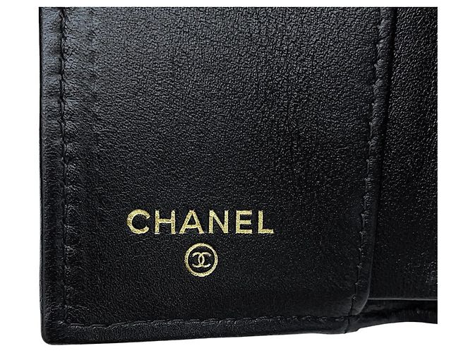 Chanel Matelasse Tri-fold Wallet Black - view 11