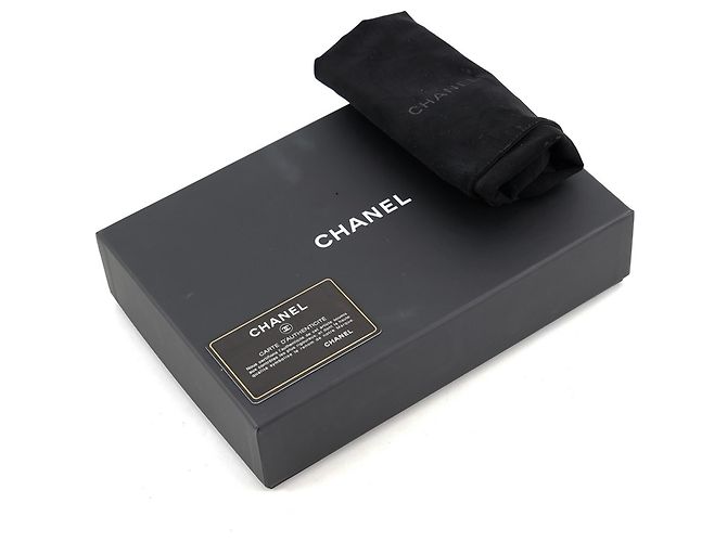 Portafoglio a catena Chanel Classic Matelassé Nero - vista 18