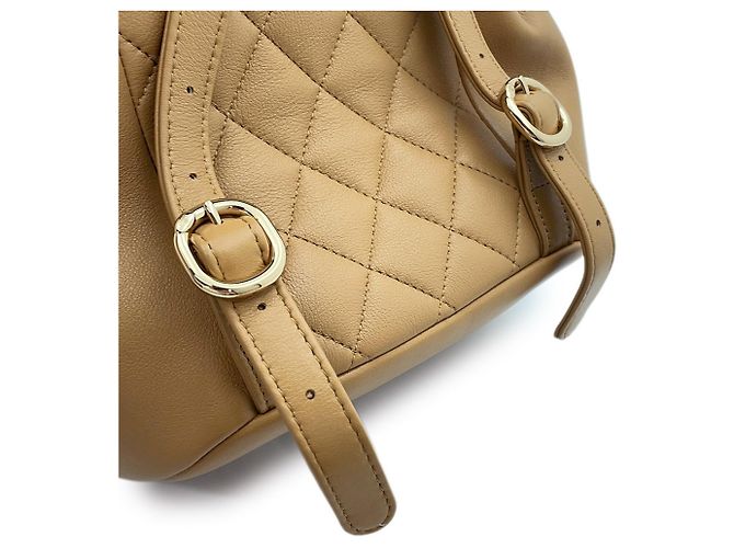Mochila Chanel Matelassé de piel de cordero Beige - vista 9