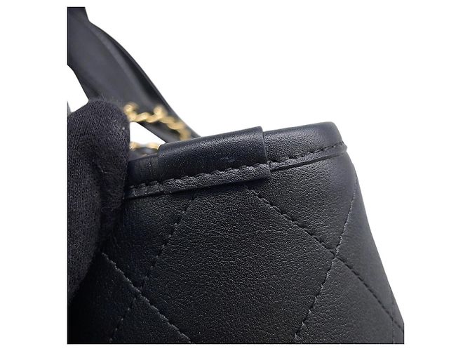 Borsa a tracolla Chanel in vitello nero - vista 10