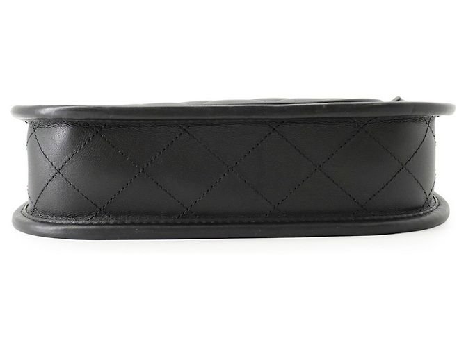 Borsa a tracolla Chanel Matelassé in pelle nera Nero - vista 3