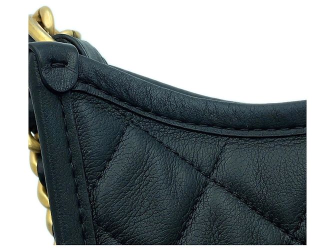 Borsa a tracolla Chanel Matelassé in pelle nera Nero - vista 9
