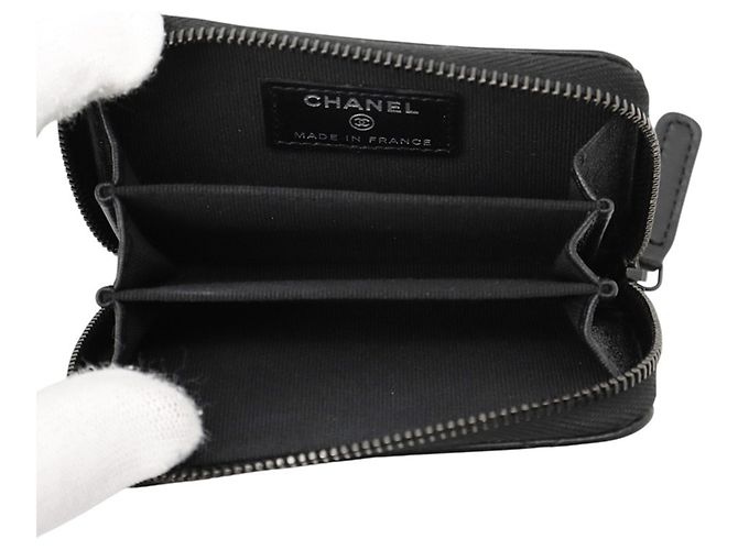 Chanel Matelassé Münzbeutel aus schwarzem Lammleder - Ansicht 4