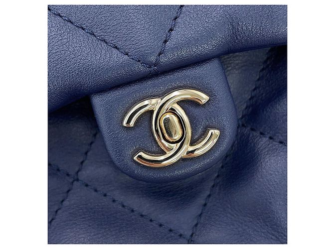 Borsa Chanel Matelassé Navy Blu navy - vista 10