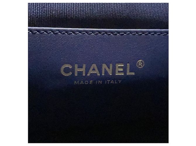 Borsa Chanel Matelassé Navy Blu navy - vista 12
