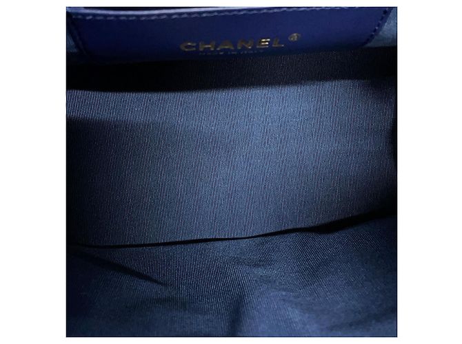 Borsa Chanel Matelassé Navy Blu navy - vista 6