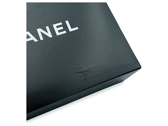 Borsa a tracolla con catena Chanel Matelassé in jersey di cotone nero - vista 17