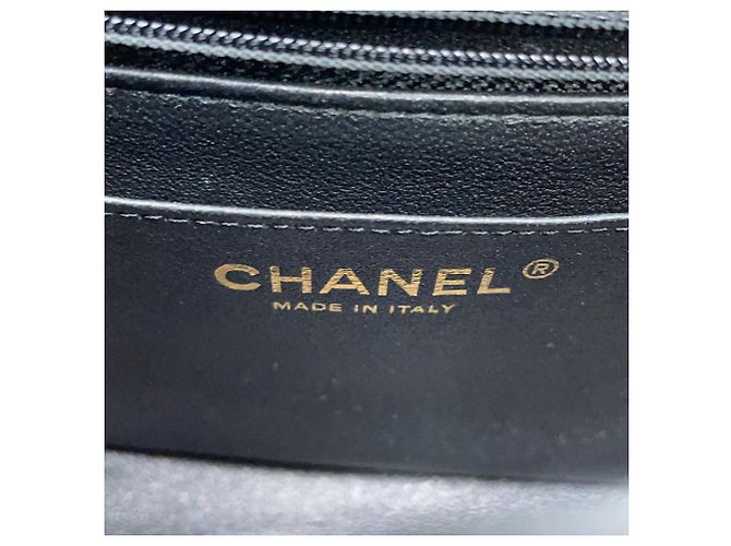 Borsa a tracolla Chanel Chevron Mini in pelle d'agnello Nero - vista 15